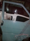 Oto Çıkma Parça / Volkswagen / Transporter / Kaporta & Karoser / Sağ Ön Kapı / Çıkma Parça 