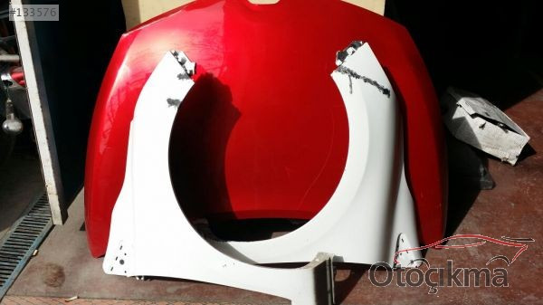 RENAULT CLİO 4 SAĞ SOL ÇAMURLUK ORJİNAL ÇIKMA PARÇA BEYAZ