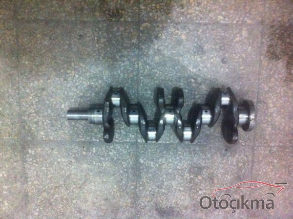 TOYOTA COROLLA D4D KRANK MİLİ CIKMA ORJINAL