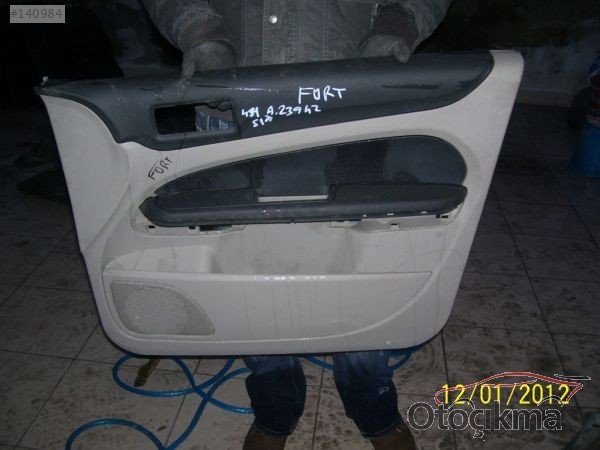 02-06 MONDEO SAĞ ÖN KAPI DÖŞEMESİ FORD ÇIKMA PARÇA 