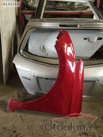 Hyundai i20 sol çamurluk çıkma