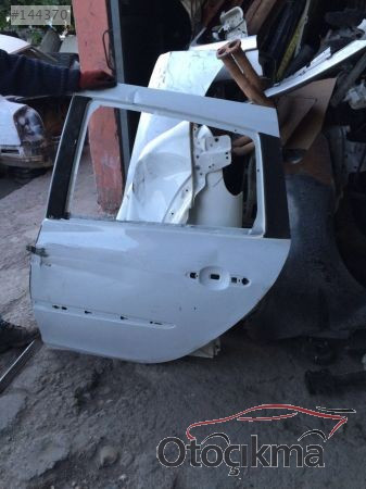 Clio sol arka kapı çıkma