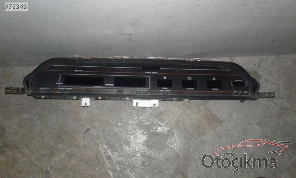 Mazda 929 royal klasik dijital km saati