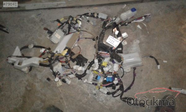 Toyota corolla araç içi tesisatı