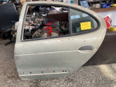 Oto Çıkma Parça / Renault / Megane / Oto Cam / Kelebek Camı / Çıkma Parça 