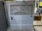 Oto Çıkma Parça / Mazda / E-2200 / Kaporta & Karoser / Sol Sürgülü Kapı / Çıkma Parça 