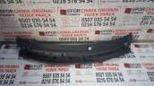 Oto Çıkma Parça / Toyota / Auris / Oto Cam / Ön Cam Izgarası / Çıkma Parça 