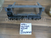 Oto Çıkma Parça / Opel / Vectra / Göğüslük & Torpido / Gösterge Çerçevesi / Çıkma Parça 