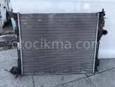 Oto Çıkma Parça / Renault / Megane / Radyatör / Klima Radyatörü / Çıkma Parça 