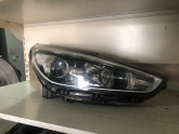 Oto Çıkma Parça / Hyundai / i30 / Far & Stop / Sağ Ön Far / Çıkma Parça 