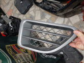 Oto Çıkma Parça / Land Rover / Range Rover / Kaporta & Karoser / Sağ Ön Çamurluk / Çıkma Parça 