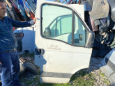 Oto Çıkma Parça / Renault / Master / Oto Cam / Cam Krikosu / Çıkma Parça 