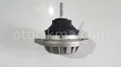 Oto Çıkma Parça / Audi / 80 Serisi / Motor / Takozu & Kulağı / Sıfır Parça 