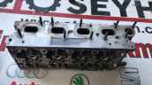 Oto Çıkma Parça / Volkswagen / Passat / Motor / Silindir Kapağı / Çıkma Parça 