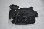 Oto Çıkma Parça / Volkswagen / Golf / Kaporta & Karoser / Kapı Kilidi / Çıkma Parça 