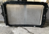 Oto Çıkma Parça / Volkswagen / Tiguan / Oto Cam / Cam Tavan / Çıkma Parça 