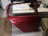Oto Çıkma Parça / Volkswagen / Golf / Kaporta & Karoser / Sağ Arka Kapı / Çıkma Parça 