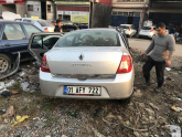 Oto Çıkma Parça / Renault / Clio / Motor / Motor (komple) / Çıkma Parça 
