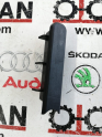 4GD827127 audi a3 2020 bağaj kapağı halısı tutucu braketi