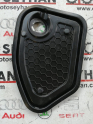 8V5837915A audi a3 2020 sol ön kapı iç panel kapağı