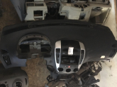 Oto Çıkma Parça / Kia / Ceed / Elektrik / Dörtlü Flaşör Düğmesi / Çıkma Parça 