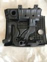 Oto Çıkma Parça / Volkswagen / Polo / Filtre / Hava Filtresi Kutusu / Çıkma Parça 
