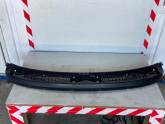Oto Çıkma Parça / Land Rover / Freelander / Oto Cam / Ön Cam Izgarası / Çıkma Parça 
