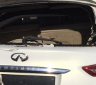 INFINITI FX30D BAGAJ SİLECEK KOLU ÇIKMA.