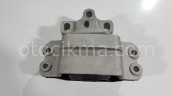 Oto Çıkma Parça / Volkswagen / Passat / Motor / Takozu & Kulağı / Sıfır Parça 