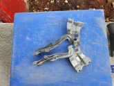 Oto Çıkma Parça / Mazda / 3 / Kaporta & Karoser / Kaput Menteşesi / Çıkma Parça 