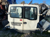 Oto Çıkma Parça / Renault / Master / Oto Cam / Bagaj Camı / Çıkma Parça 