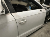 AUDİ A3 HATCHBACK ÇIKMA SAĞ ÖN  KAPI HATASIZ