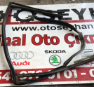 3B5839432 vw passat b5 sağ arka kapı cam çerçeve fitili