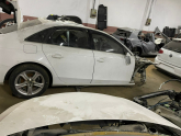 Oto Çıkma Parça / Audi / A4 / Kaporta & Karoser / Sağ Ön Kapı / Çıkma Parça 