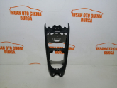 Oto Çıkma Parça / Renault / Megane / Vites / Vites Konsolu / Çıkma Parça 