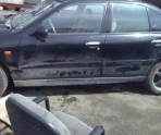 2000 NİSSAN PRİMERA 1.8 HATASIZ SOL YAN PANEL.