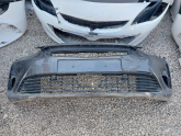 Opel corsa f ön tampon hasarlı parça