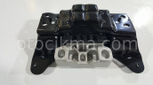 Oto Çıkma Parça / Audi / TT / Motor / Takozu & Kulağı / Sıfır Parça 