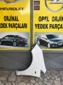 opel corsa d sol ön  çamurluk beyaz renk çıkma temiz