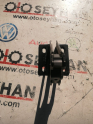 4B9886177 volkswagen passat B5 arka koltuk bağlantı demiri