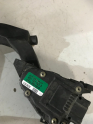 Oto Çıkma Parça / Volkswagen / Passat / Motor / Gaz Kelebeği / Çıkma Parça 
