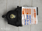 Oto Çıkma Parça / Volkswagen / Passat / Oto Cam / Cam Motoru / Çıkma Parça 