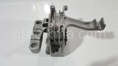 Oto Çıkma Parça / Seat / Leon / Motor / Takozu & Kulağı / Sıfır Parça 