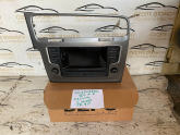 Oto Çıkma Parça / Volkswagen / Golf / Teyp / Teyp Çerçevesi / Çıkma Parça 
