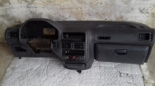 Oto Çıkma Parça / Peugeot / 106 / Göğüslük & Torpido / Komple Torpido / Çıkma Parça 