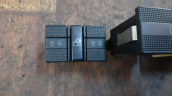 Oto Çıkma Parça / Volkswagen / Passat / Oto Cam / Cam Düğmesi / Çıkma Parça 
