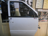 Oto Çıkma Parça / Nissan / Vanetto / Kaporta & Karoser / Sağ Ön Kapı / Çıkma Parça 