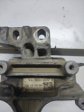Oto Çıkma Parça / Volkswagen / Golf / Motor / Takozu & Kulağı / Çıkma Parça 
