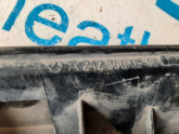 Oto Çıkma Parça / Mercedes / E Serisi / Tampon / Izgara Çıtası / Çıkma Parça 