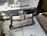 Oto Çıkma Parça / Volkswagen / Passat / Kaporta & Karoser / Ön Panel / Çıkma Parça 